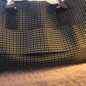 EUC London Fog travel bag